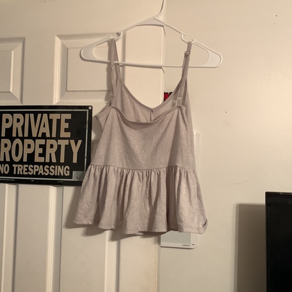 A grey tank top made by Poof New York in a size Small with a flowy bottom - Picture 2 of 3